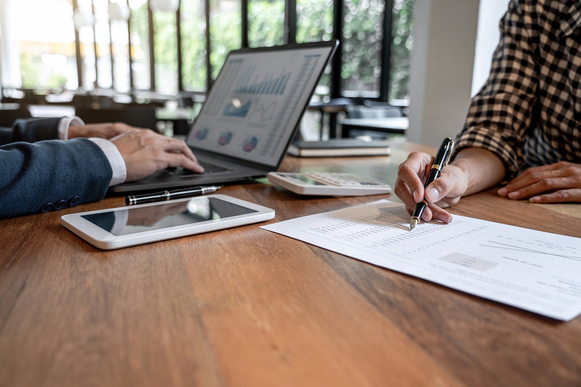 How Foss Helps You Manage Your Fleet Over Each Vehicle’s Lifecycle